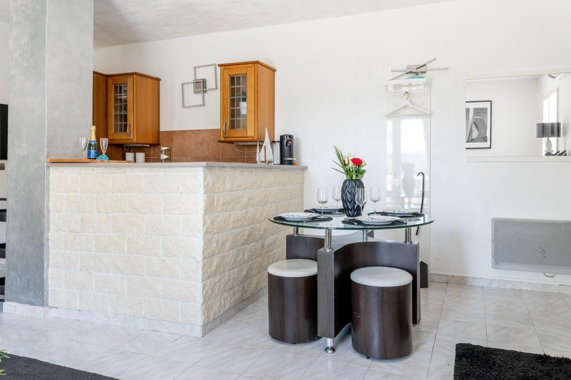 Apartament Le Petit Thao Fréjus Zewnętrze zdjęcie